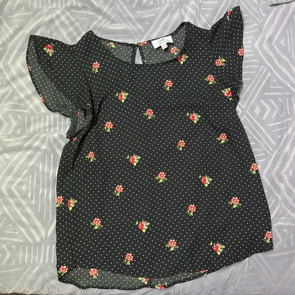 Patterned top